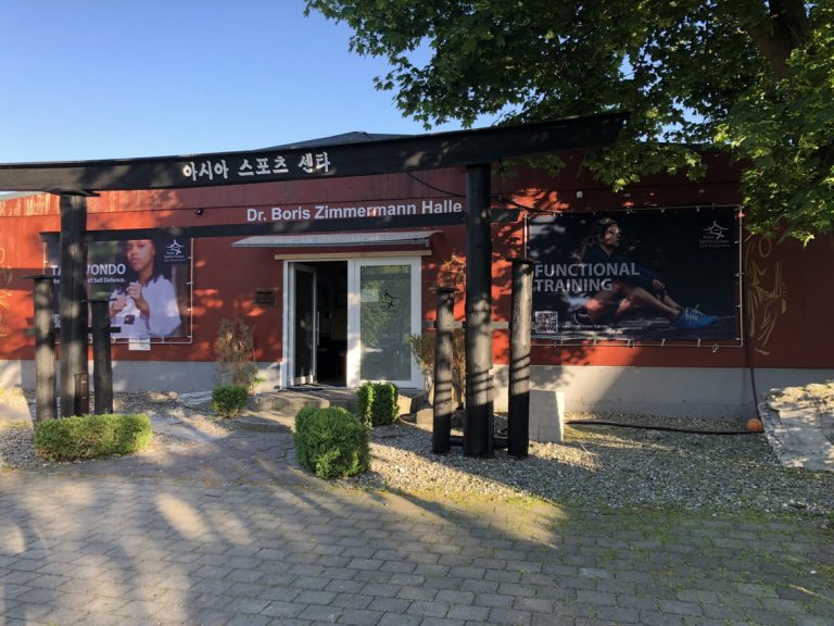 Garten rund um den Asian Sports Center Bad Windsheim - Asian Sports Center
